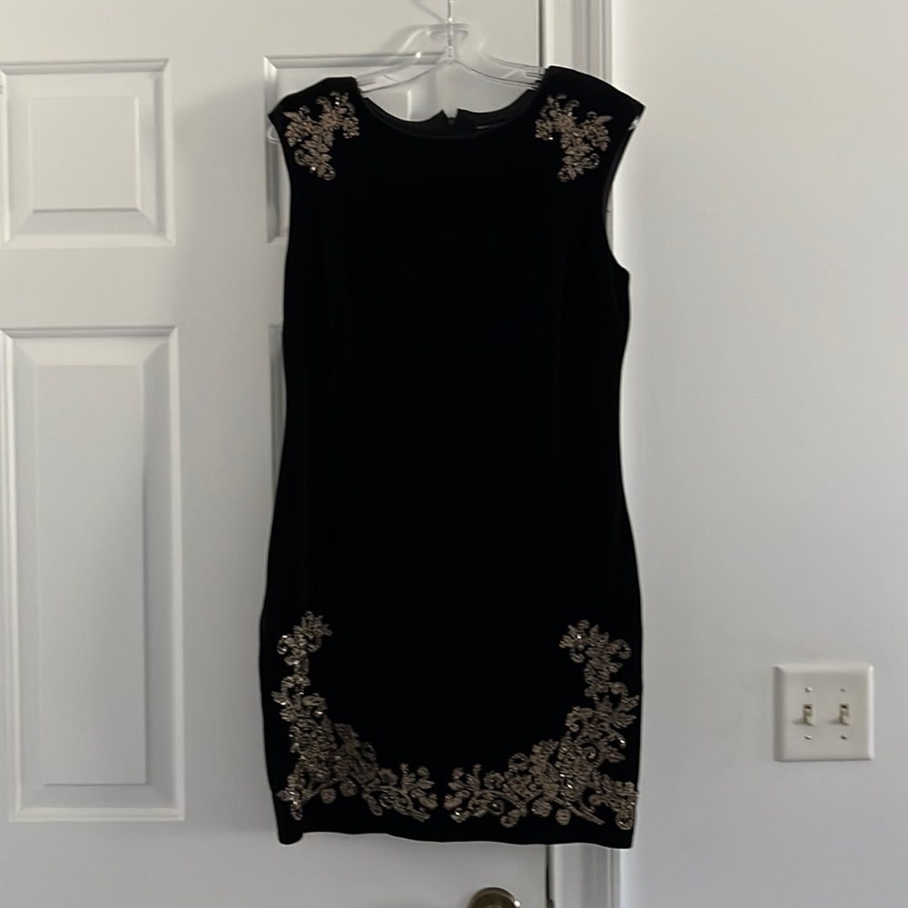 Black velvet White House Black Market dress sized MP